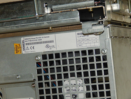 Siemens Simatic Panel PC 870  6AV7745-3CC00-1AD0  (Windos 2000) used