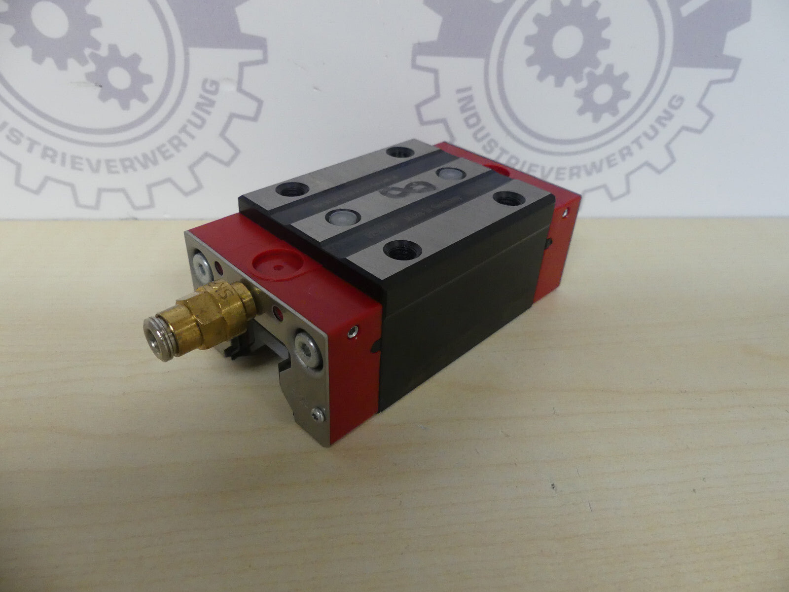 SCHNEEBERGER MR W 25-C-G0-V1-R1-CN-S99-LN