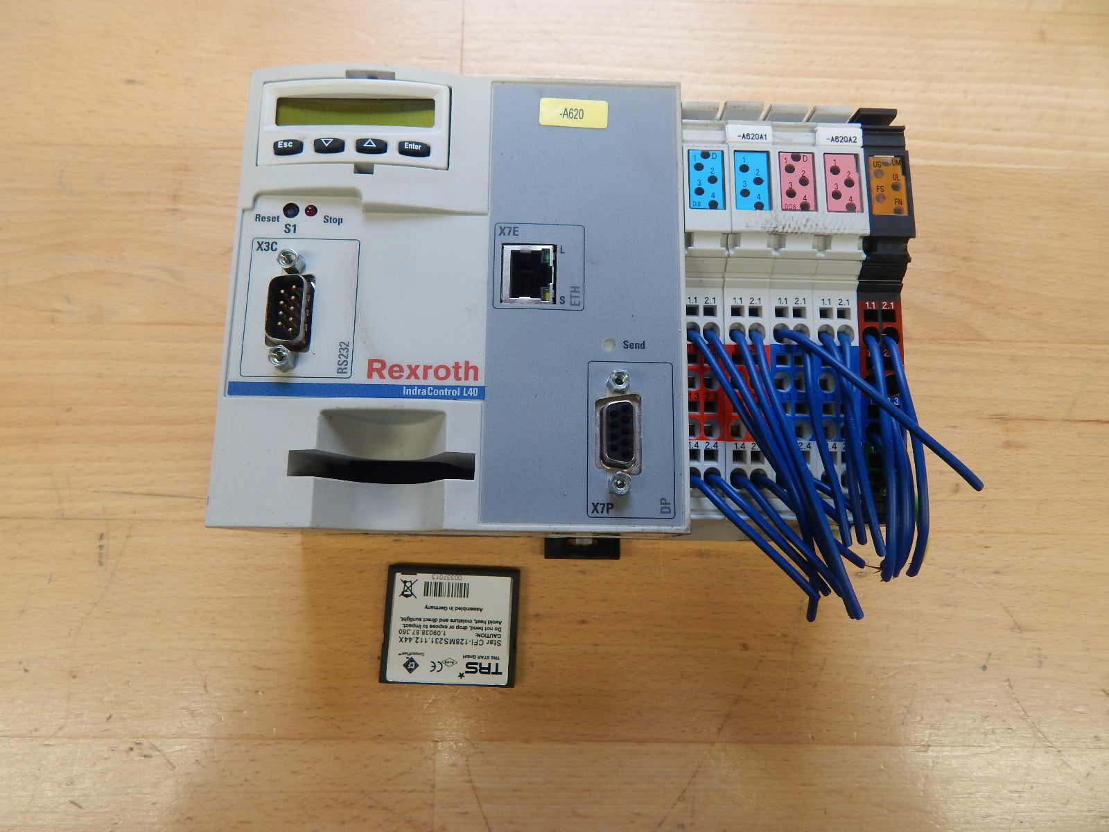 Rexroth IndraControl L40  CML40.2.NP.330-NA-NNNN-NW