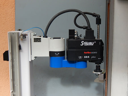  Stäubli Schwenkarmroboter turbo SCARA SR4 plus Steuereinheit 