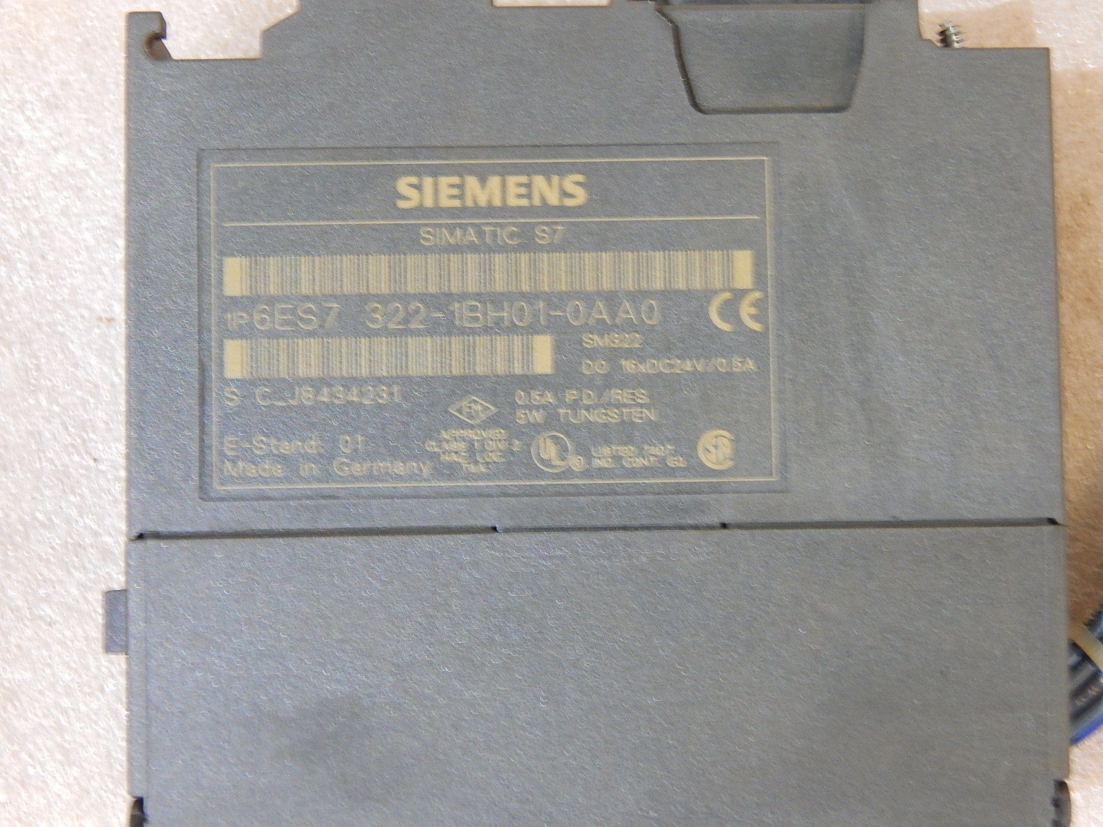 SIEMENS SIMATIC S7-300 DIGITALAUSGABE 16 DO  6ES7322-1BH01-0AA0  Used