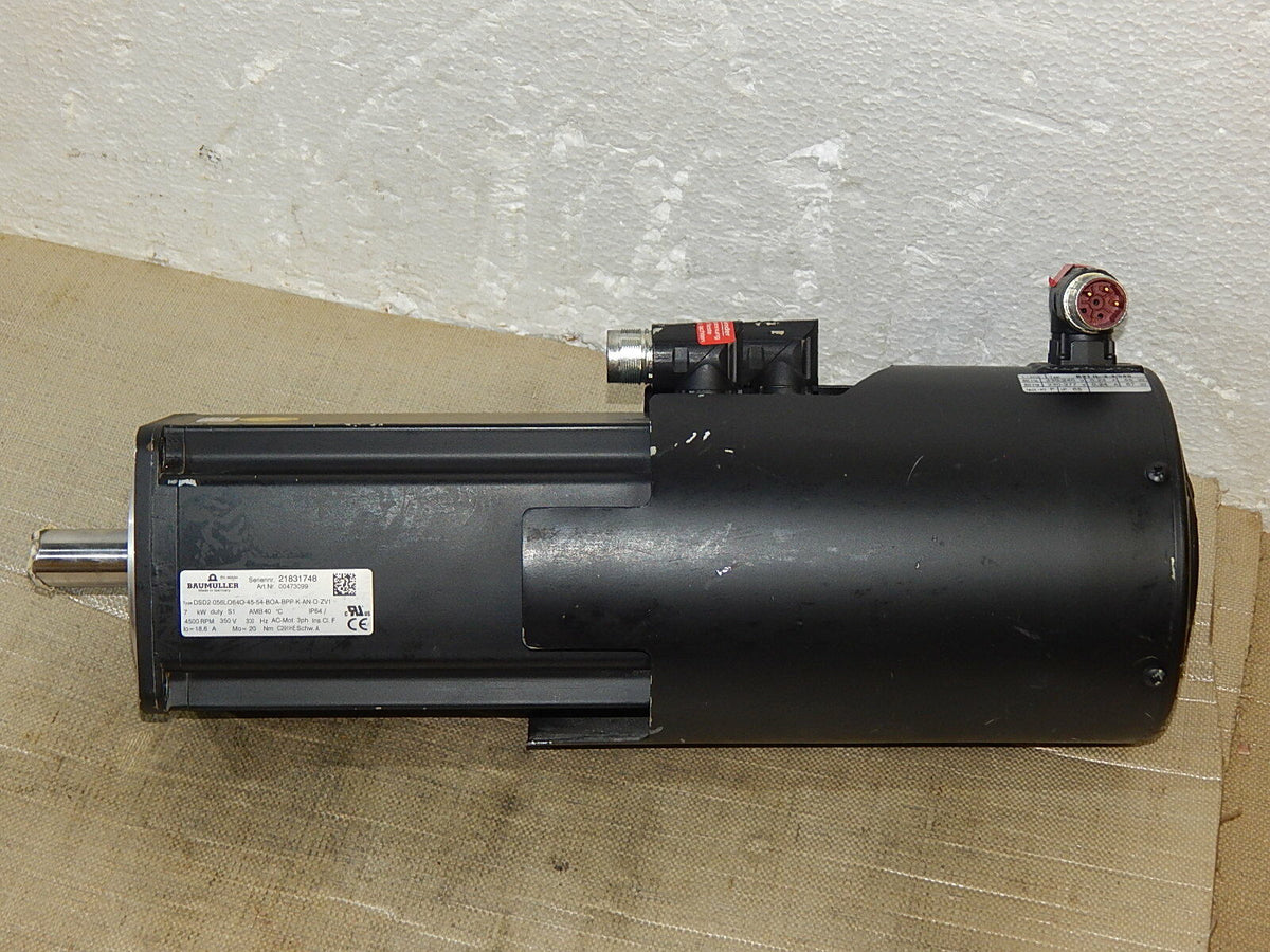 Baumüller DSD2-056LO64O-45-54-BOA-BPP-K-AN-ZV1 Servomotor 