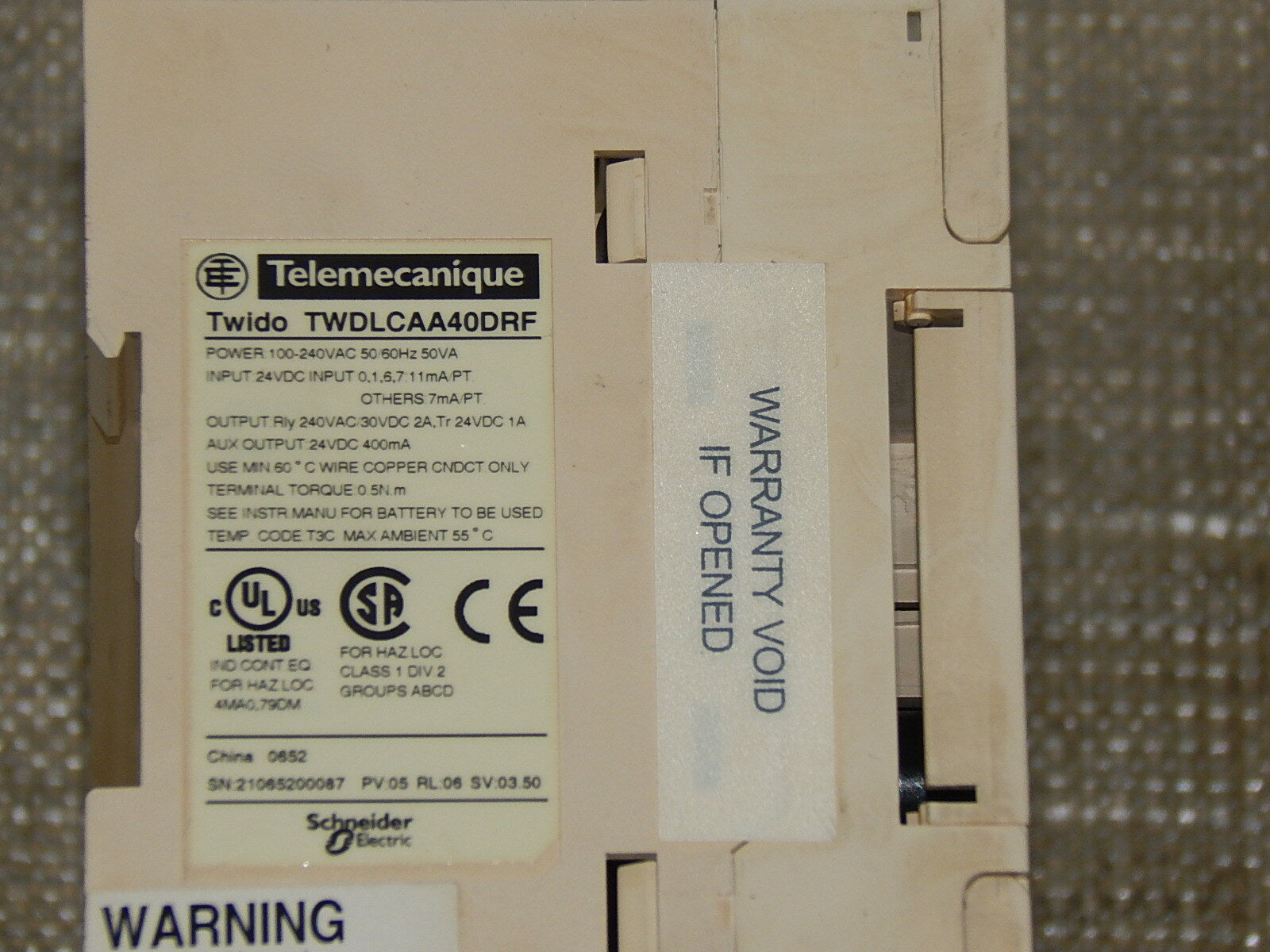  TWIDO TWDLCAA40DRF  TELEMECANIQUE  USED