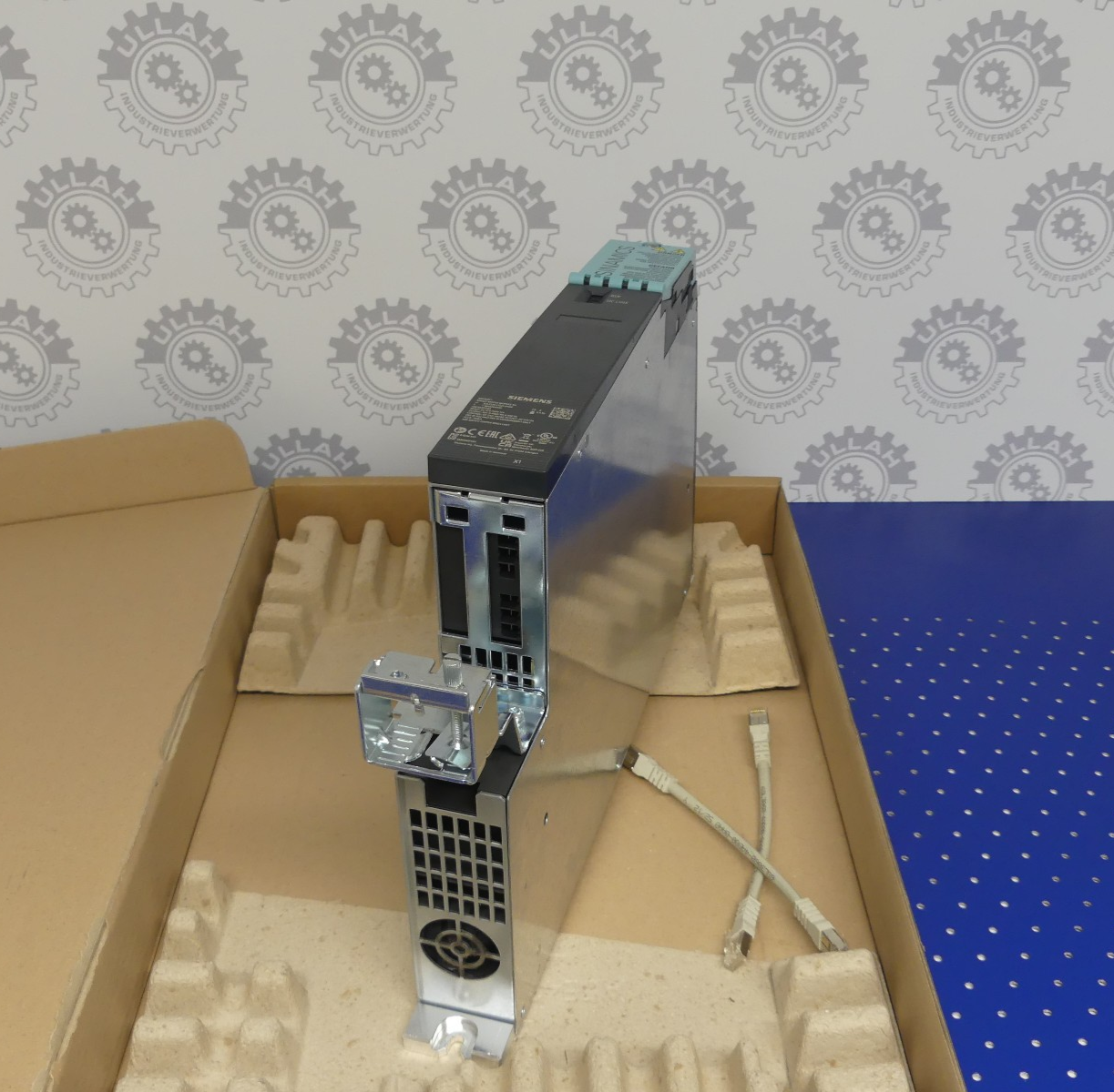 SIEMENS 6SL3120-1TE21-0AD0