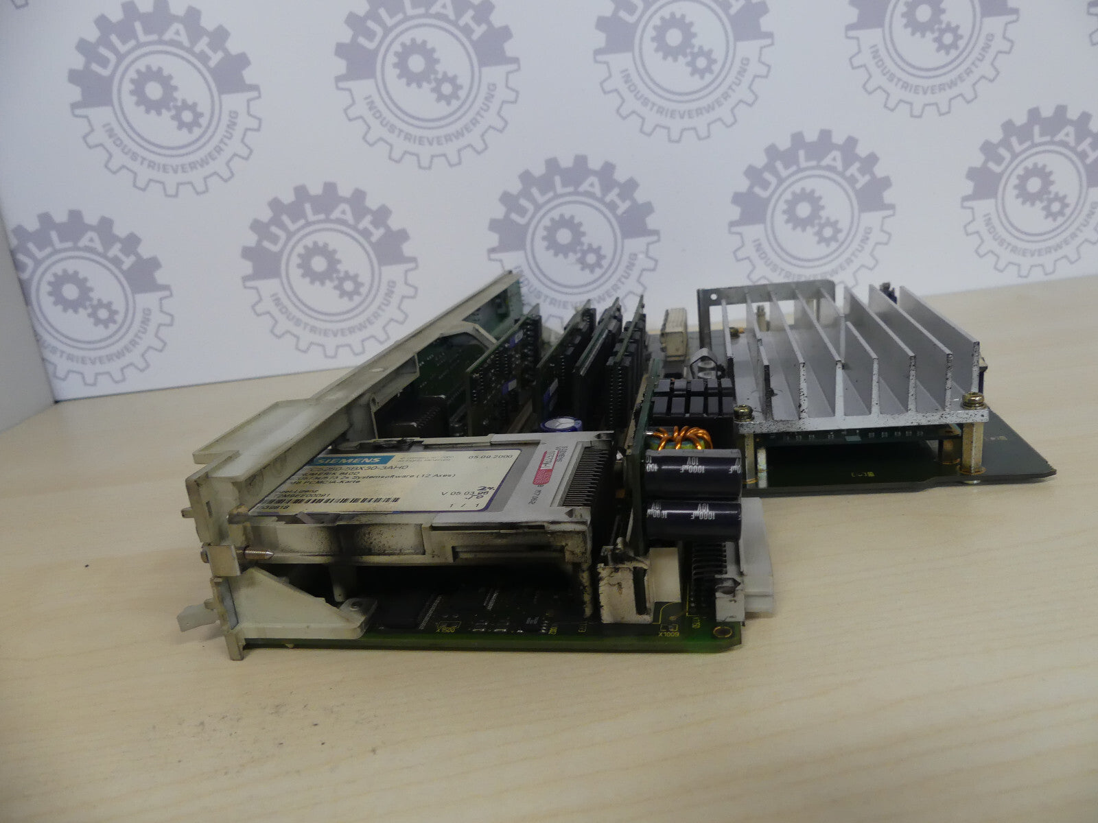 Siemens Sinumerik NCU 573.2 - 840D   6FC5 357-0BB33-0AE1   6FC5357-0BB33-0AE1