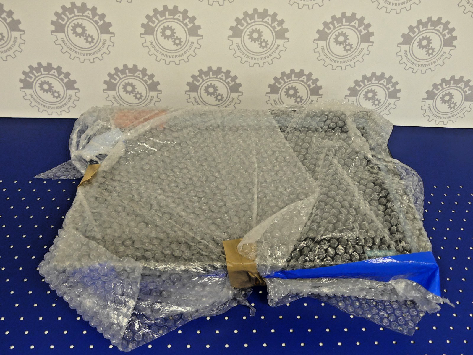 SIEMENS SIMATIC IPC477D 6AV7240-3BC04-0HA0