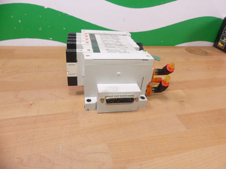 SMC 2x VQ2100R-5 + VVQ2000-P-1-N9 + VQ2200-5  2x VQ2100-5 s.Bilder