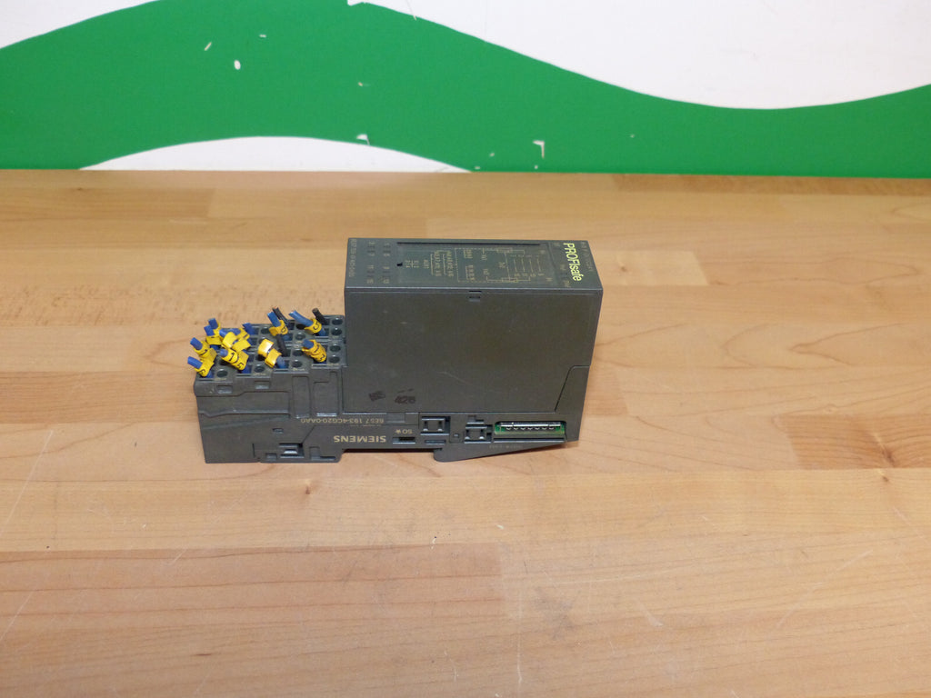 Siemens 6ES7 138-4FA01-0AB0   6ES7 1384FA010AB0