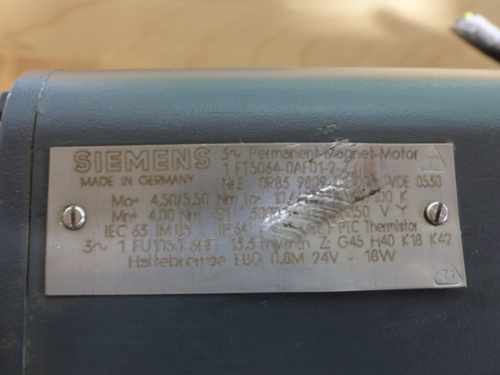 Siemens 1FT5064-0AF01-2-Z  used