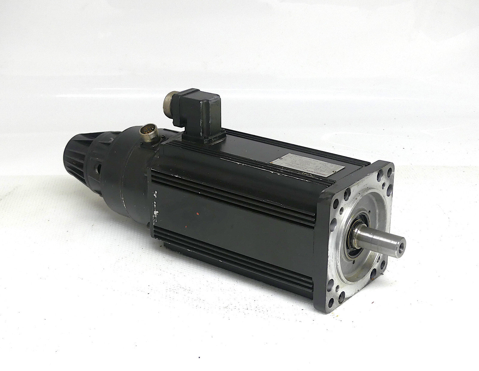 Indramat MAC090B-0-ND-4-C/110-B-1/WI518LX