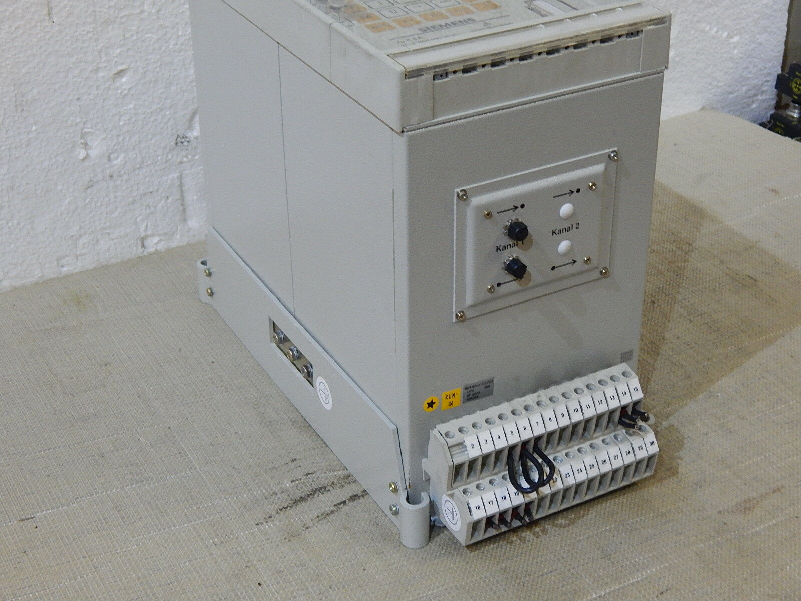  Siemens 7SJ5125-4BA03-0CA0/EE Überstromzeitschutz  