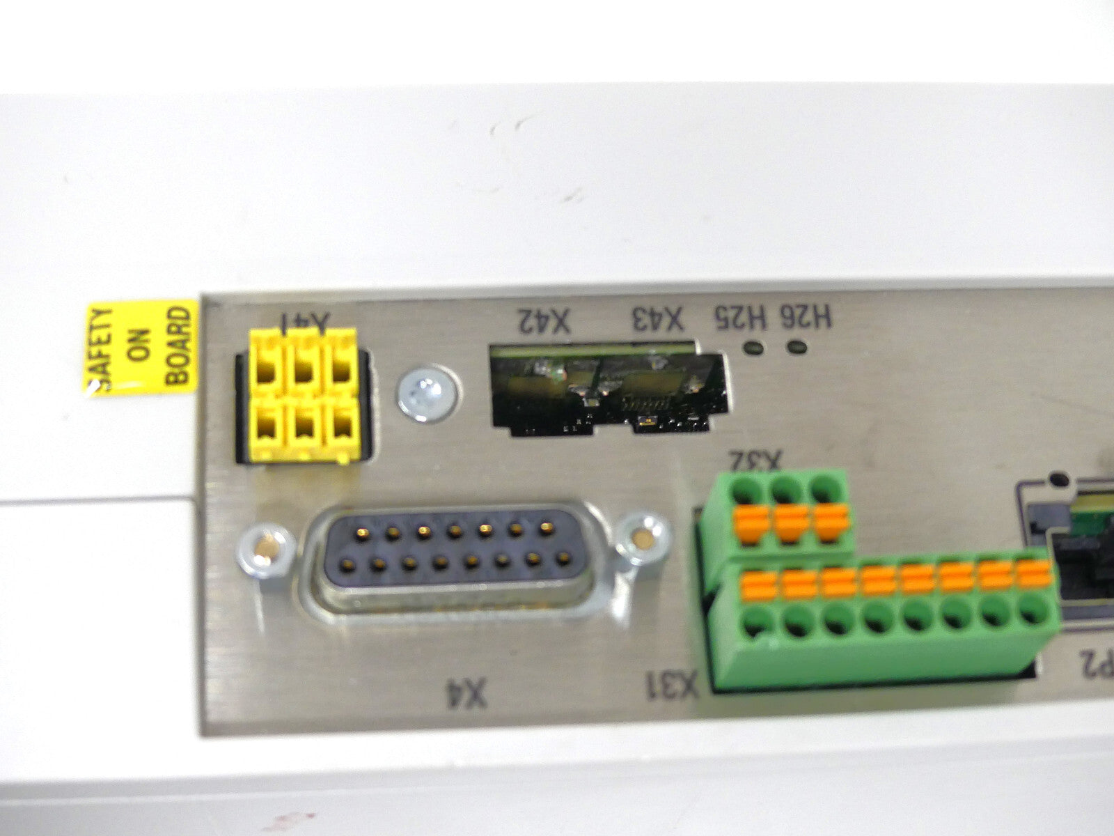 Rexroth HCS01.1E-W0018-A-03-B-ET-EC-NN-S4-NN-FW (leicht beschädigt)
