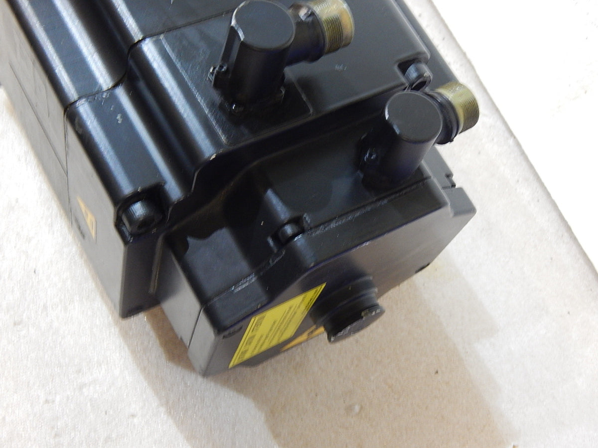 KUKA SERVOMOTOR 1FK6101-8AZ91-1ZZ9-Z S43 4.4KW  Used
