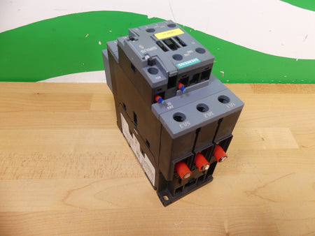 SIEMENS 3RT2037-1KB40  24V DC SIRIUS LEISTUNGSSCHÜTZ *E03* USED