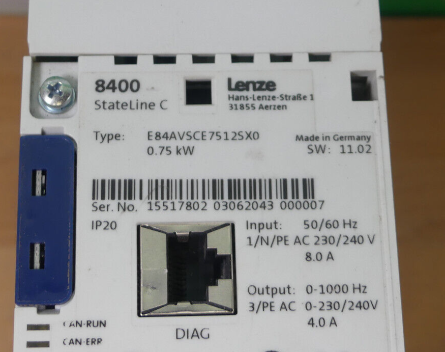 Lenze E84AVSCE7512SX0 Leicht Beschädgit s.Bilder