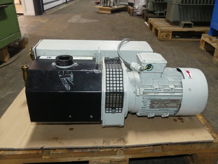 LEYBOLD VACUUM PUMP SV40