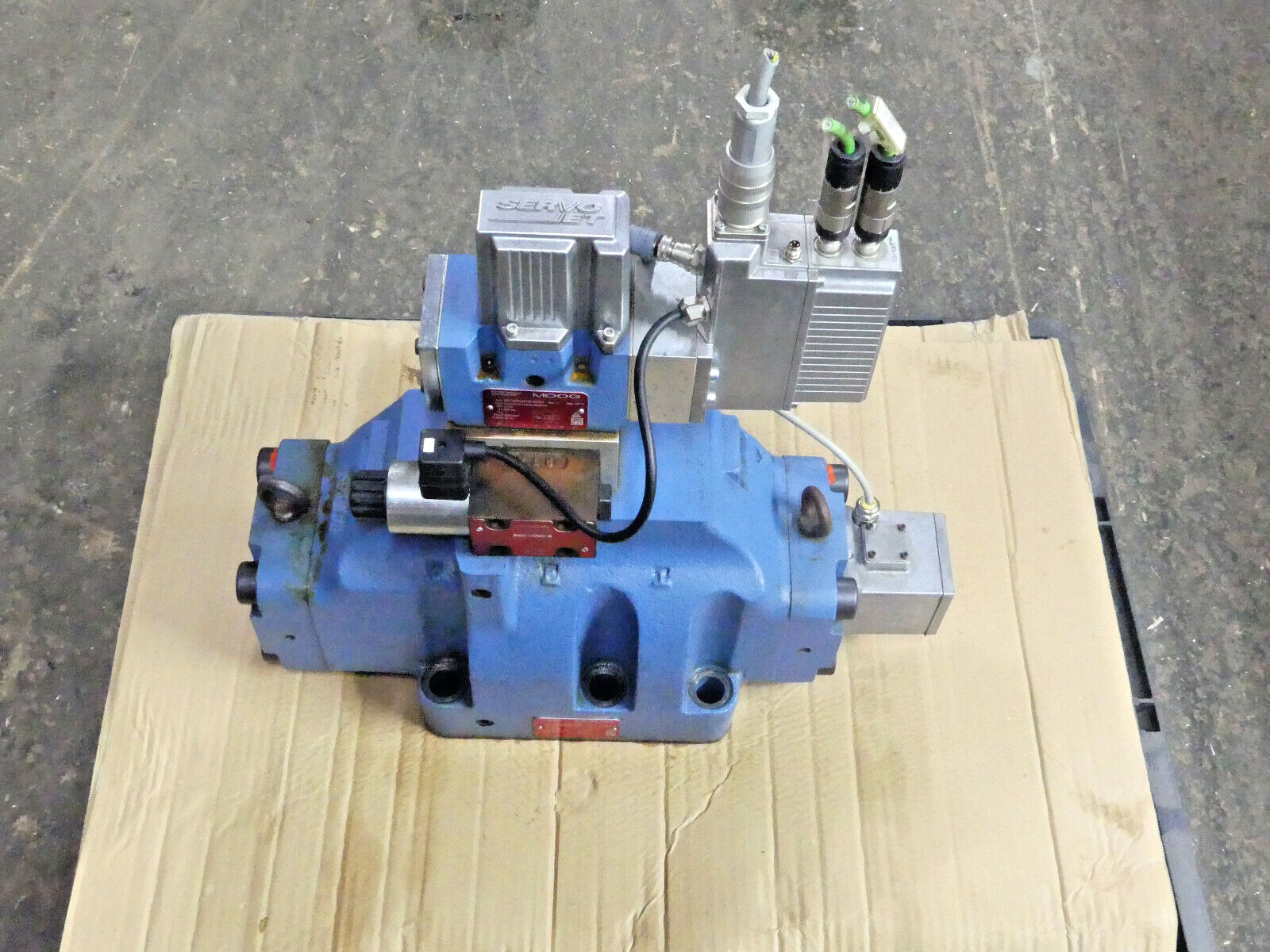 MOOG D675-0018-0001 / P15HXDW6SE92-KEK1A2 / D675P0018-0001 / G15HOWO4NE92-KEQ1A2