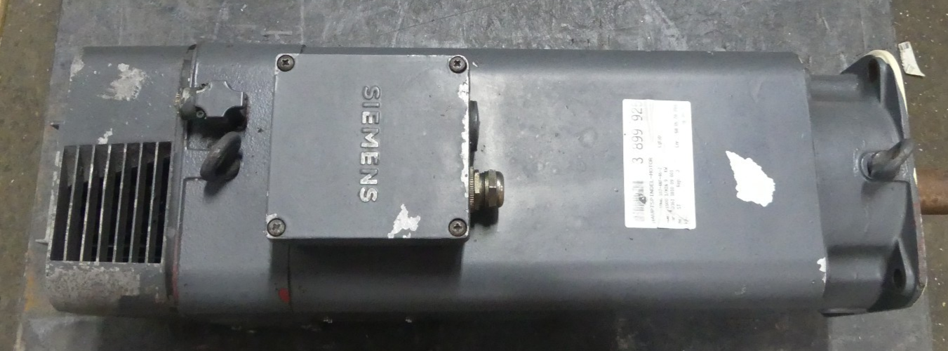 SIEMENS 1 PH6107-4NF46-Z   1PH6 107-4NF46-Z Leicht Beschädgit