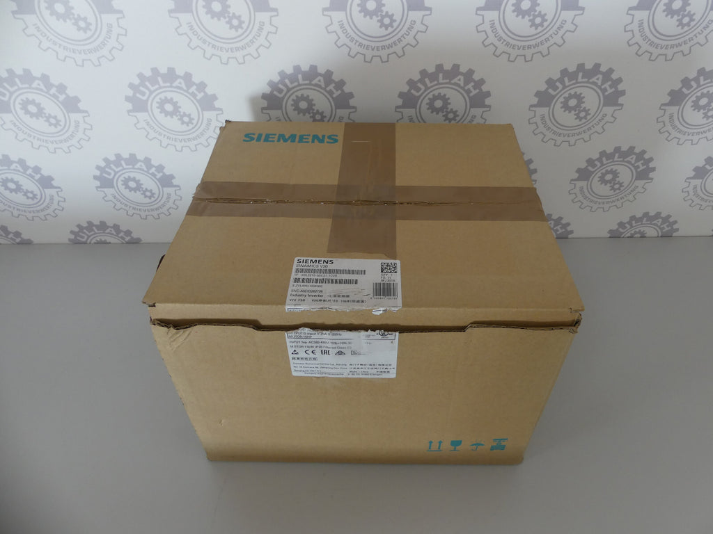 Siemens 6SL3210-5BE31-1CV0 leicht beschädigt S.Bilder