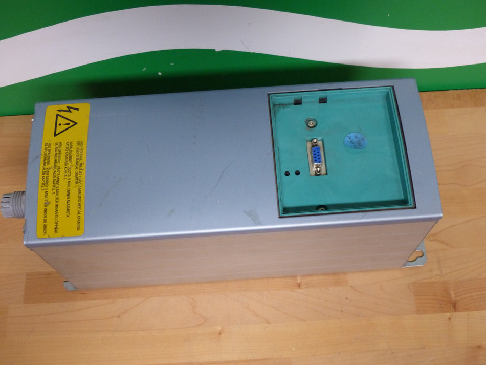Vaasa Control OY Frequenzumrichter 0.75CXS4A2C1  0,75/1,1kW s.Bilder