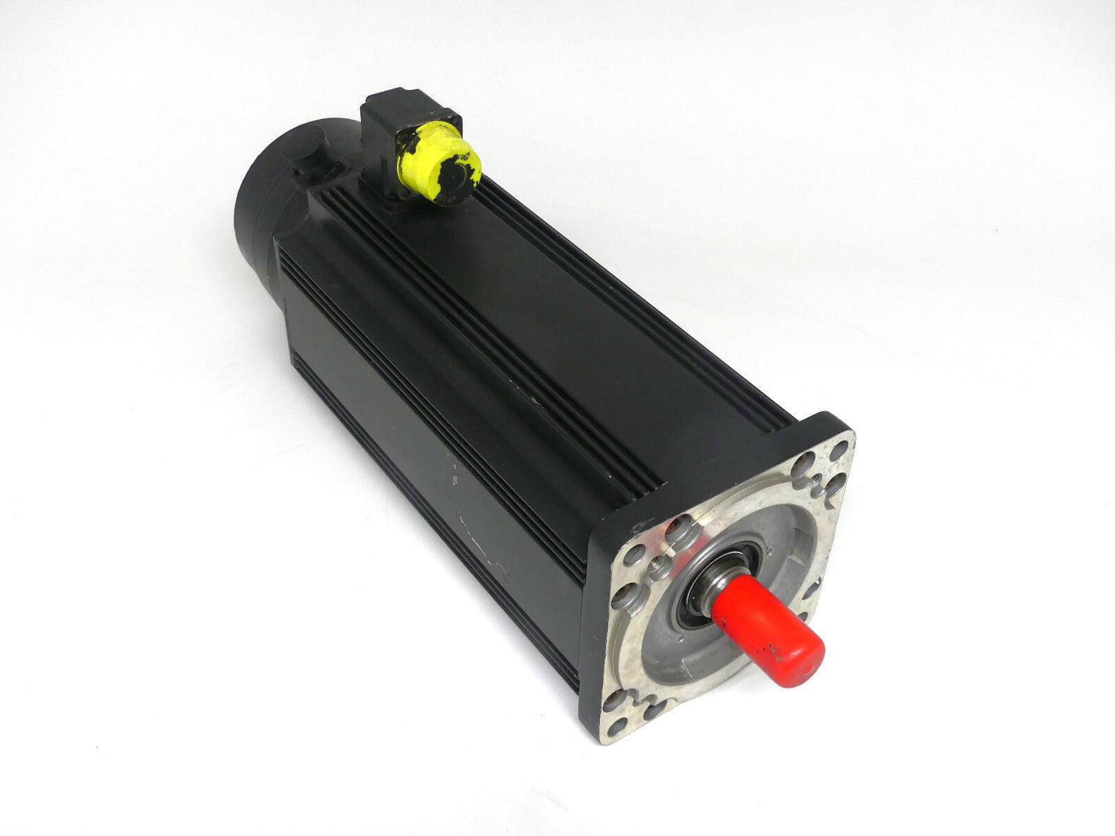 Rexroth Indramat MAC090C-0-KD-2-C/130-A-1/S011 Servomotor