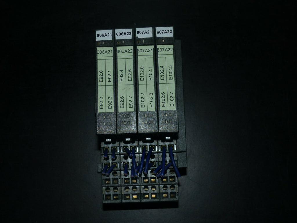 4x Siemens 6ES7 131-4BD01-0AB0