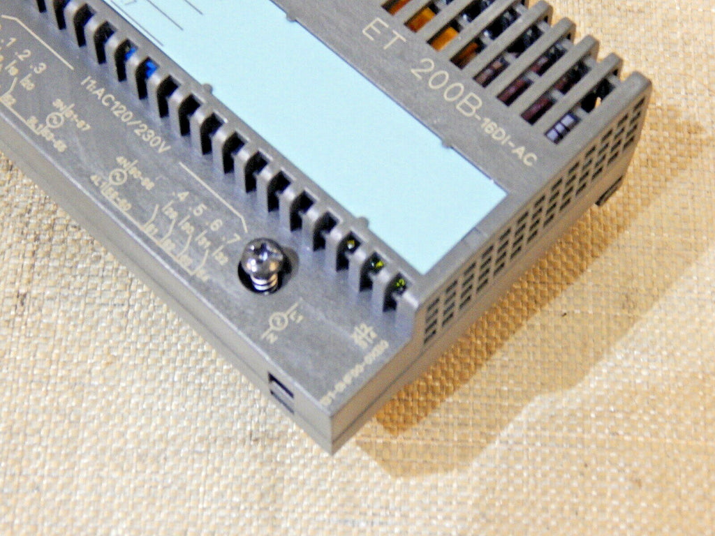 Siemens Simatic S7 ET200B-16DI-AC  6ES7 131-0HF00-0XB0  neuwertig s.Bilder