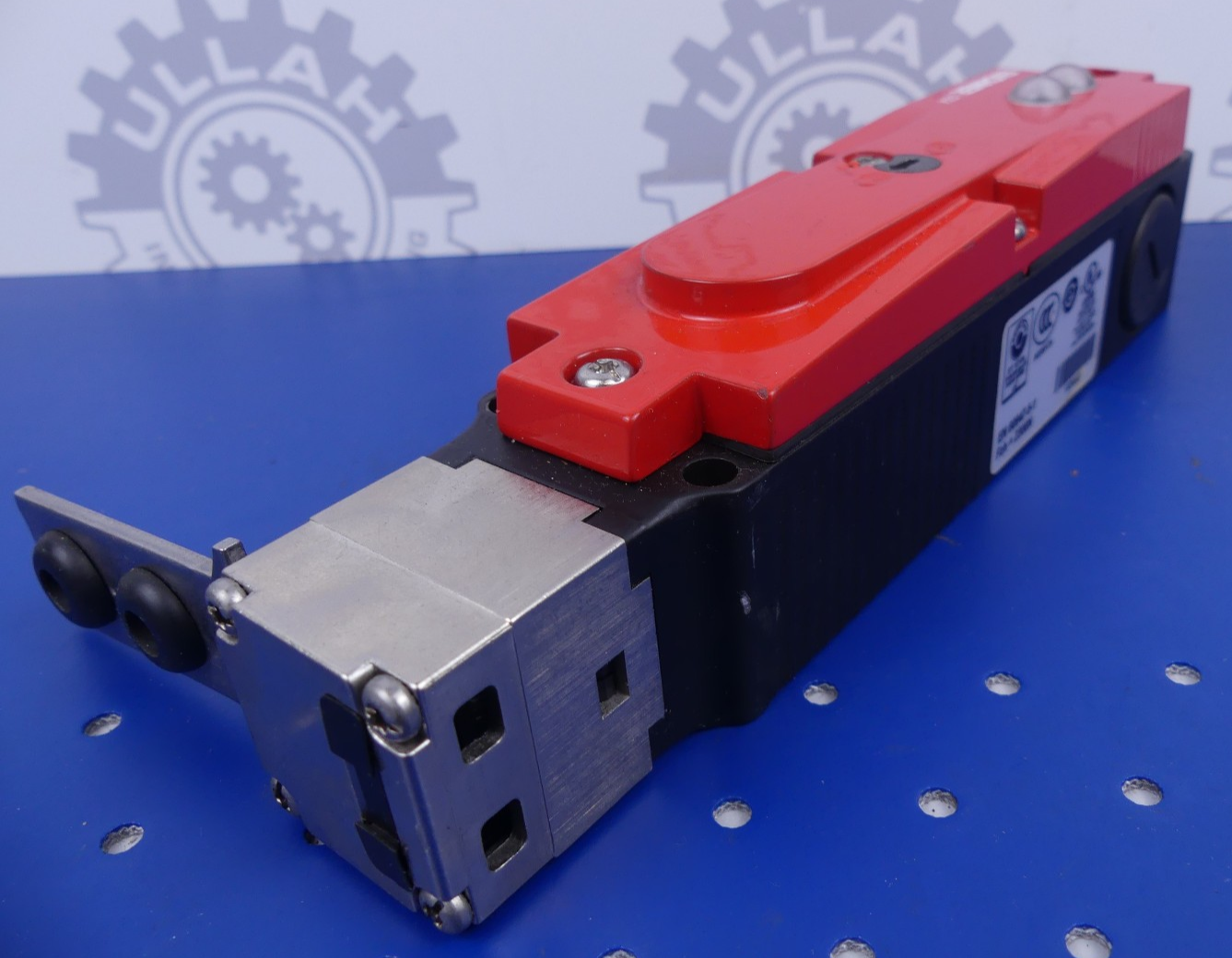 Euchner STA3A-2131A02L024RC18 safety switch
