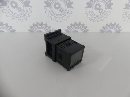 Omron E5CC-TQX3D5M-003