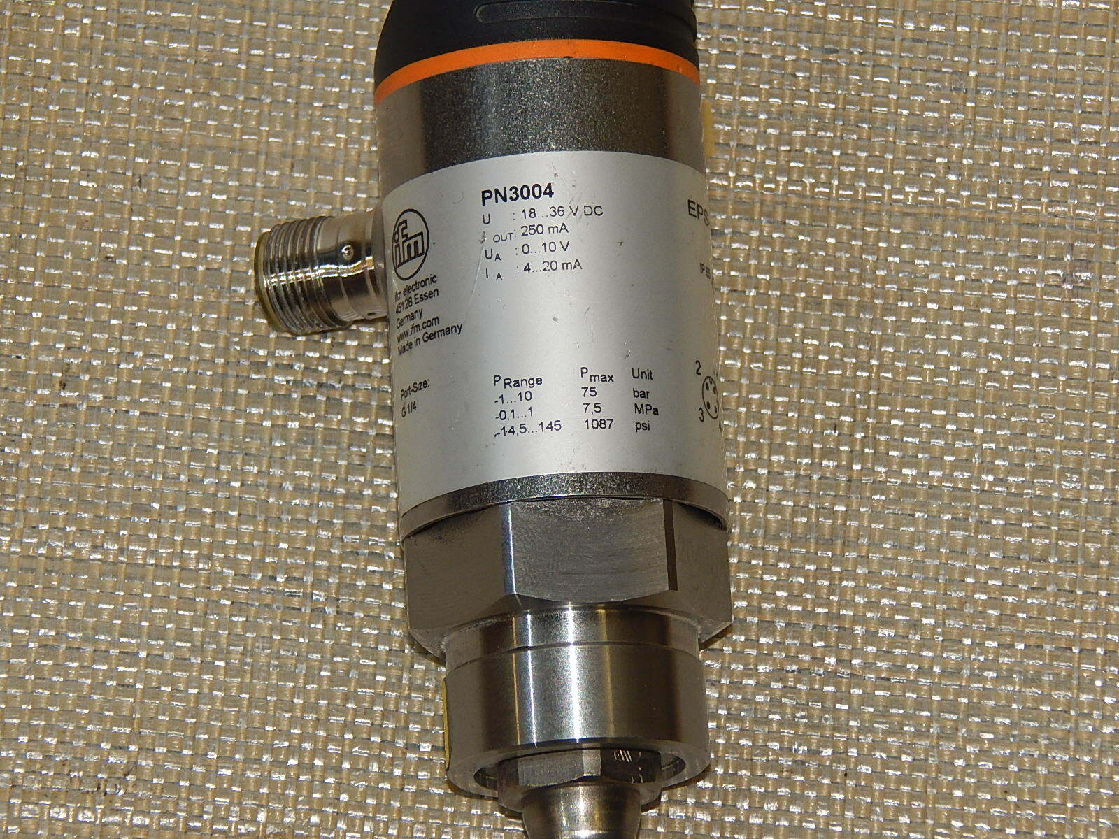  ifm efector  Combi Druck Sensor PN3004 used