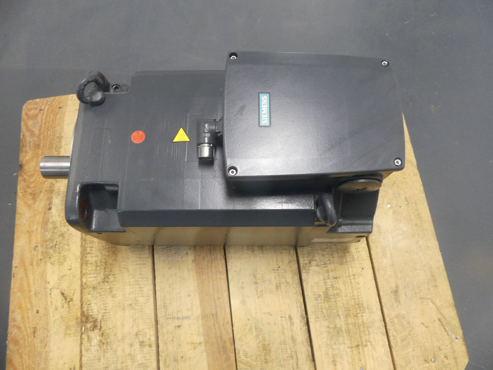 Siemens 1PH8138-1CZ22-0LA1-Z