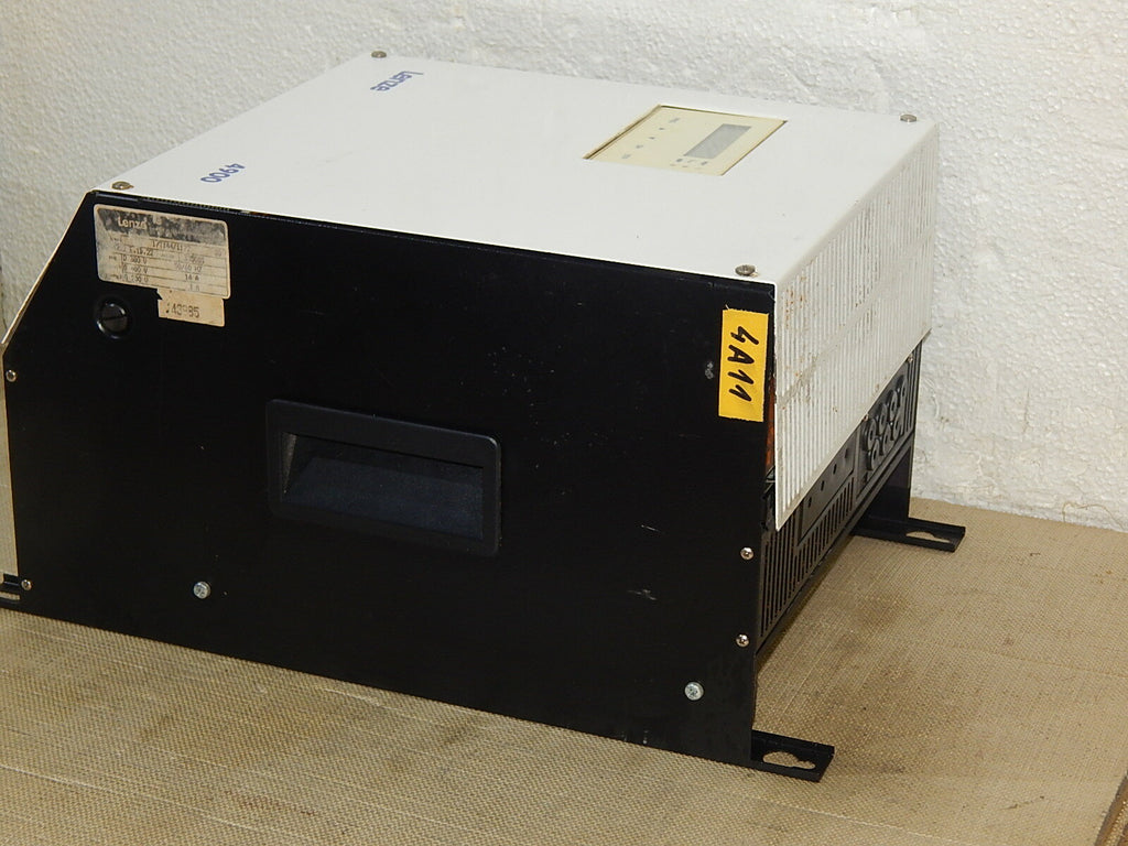  Lenze 4900 Stromrichter Typ: 4902_ E .1B.22