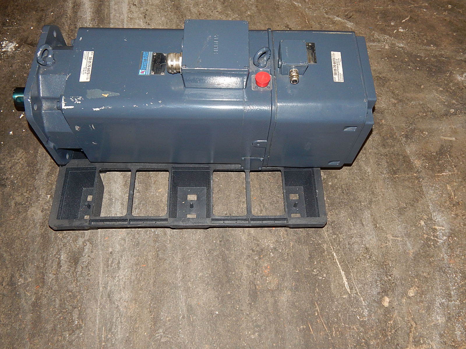 Siemens Drehstrom Hauptspindelmotor 1PH6167-4ZG40-Z // 1PH61674ZG40Z 