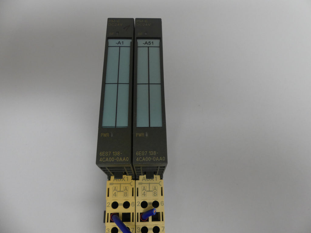 2x Siemens 6ES7 138-4CA00-0AA0