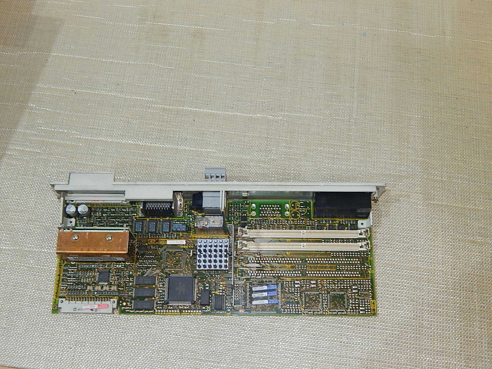 Siemens Simodrive 6SN1118-0DM21-0AA0 FS B Als Ersatzteil 