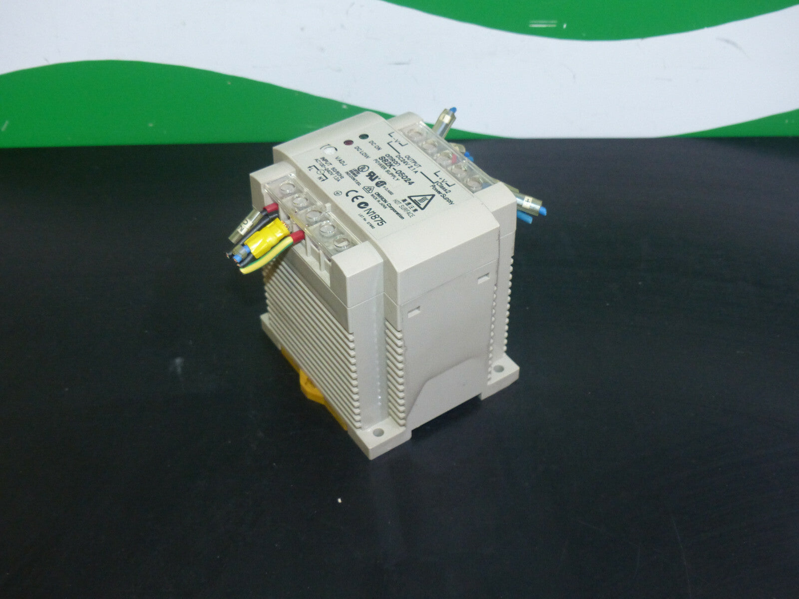 Omron S82K-05024