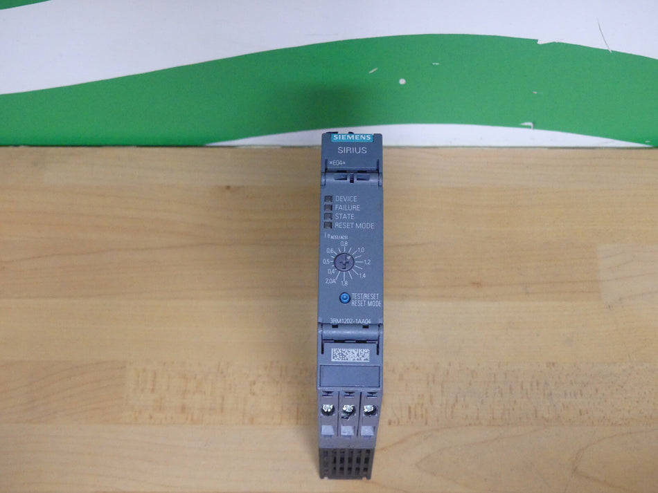 Siemens SIRIUS  3RM1202-1AA04   3RM1 202-1AA04  E:04