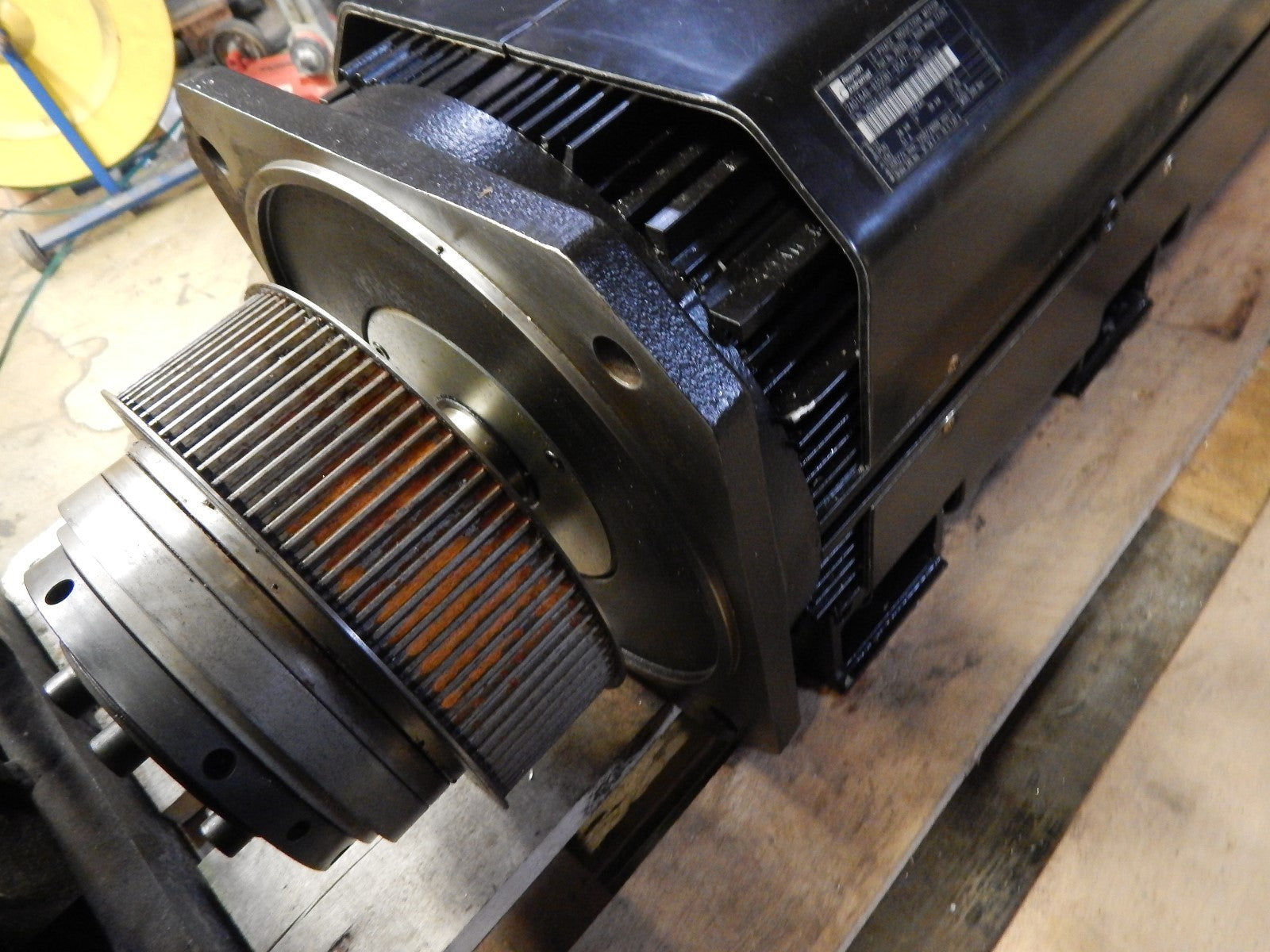 REXROTH Indramat   2AD164B-B350B1-DS47-C2N1  Used