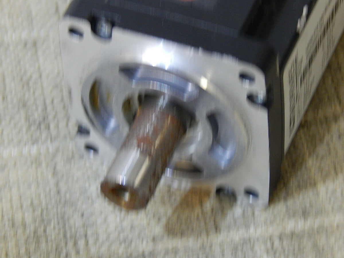 LTI DRiVES LSP06-015-320-60-B0H1MY170 Servomotor Used