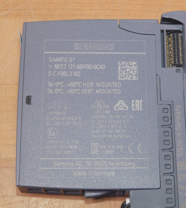 2x Siemens 6ES7 131-6bf00-0ca0  6ES7131-6bf00-0ca0+ 6es7 193-6bp20-0ba0