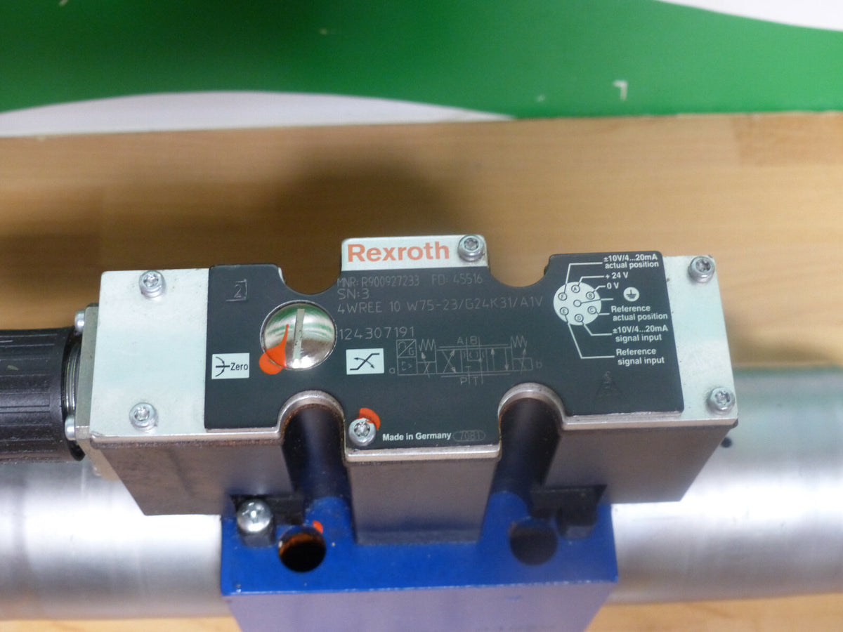 REXROTH MNR: R900927233 / 4WREE 10 W75-23/G24K31/A1V s.Bilder
