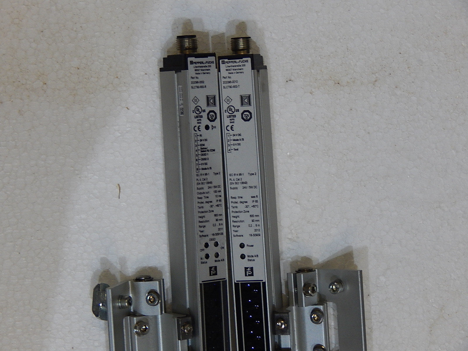 Pepperl + Fuchs  SLCT90-600-T + SLCT90-600-R  s.Bitte Bilder