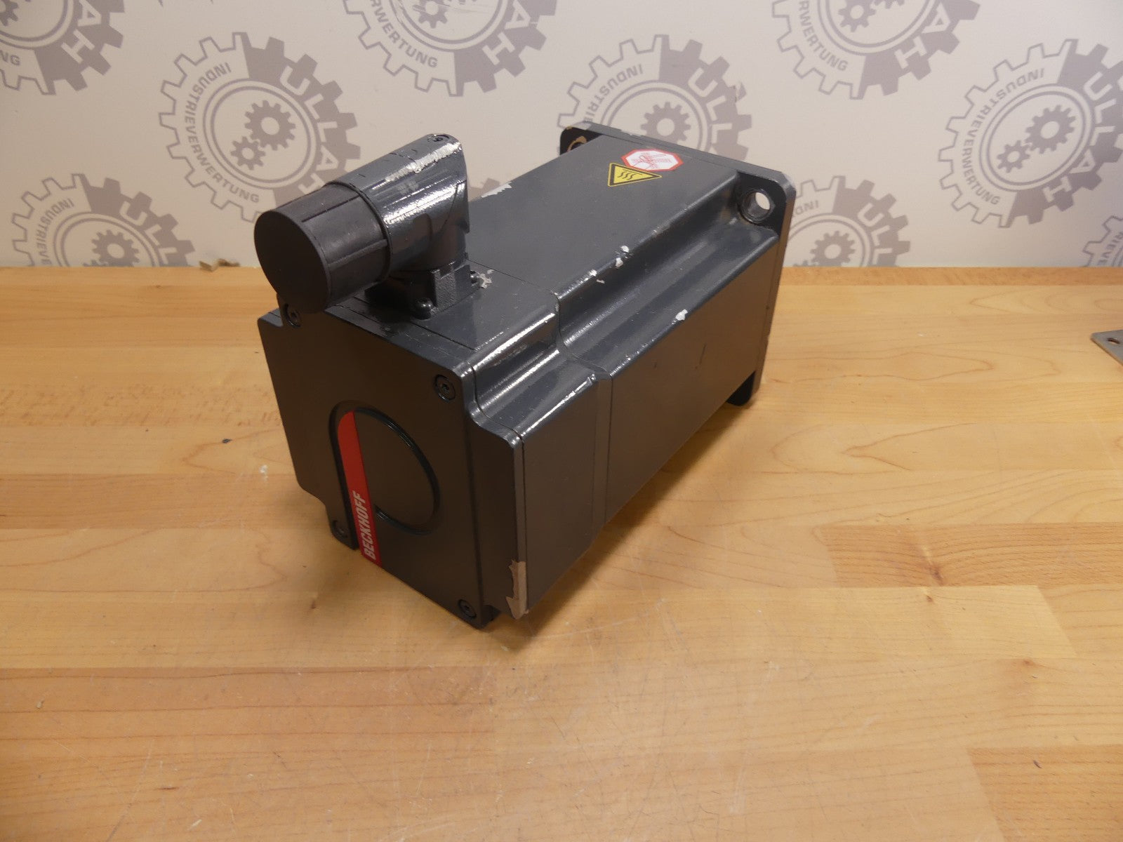 Beckhoff AM8052-0LH0-0000