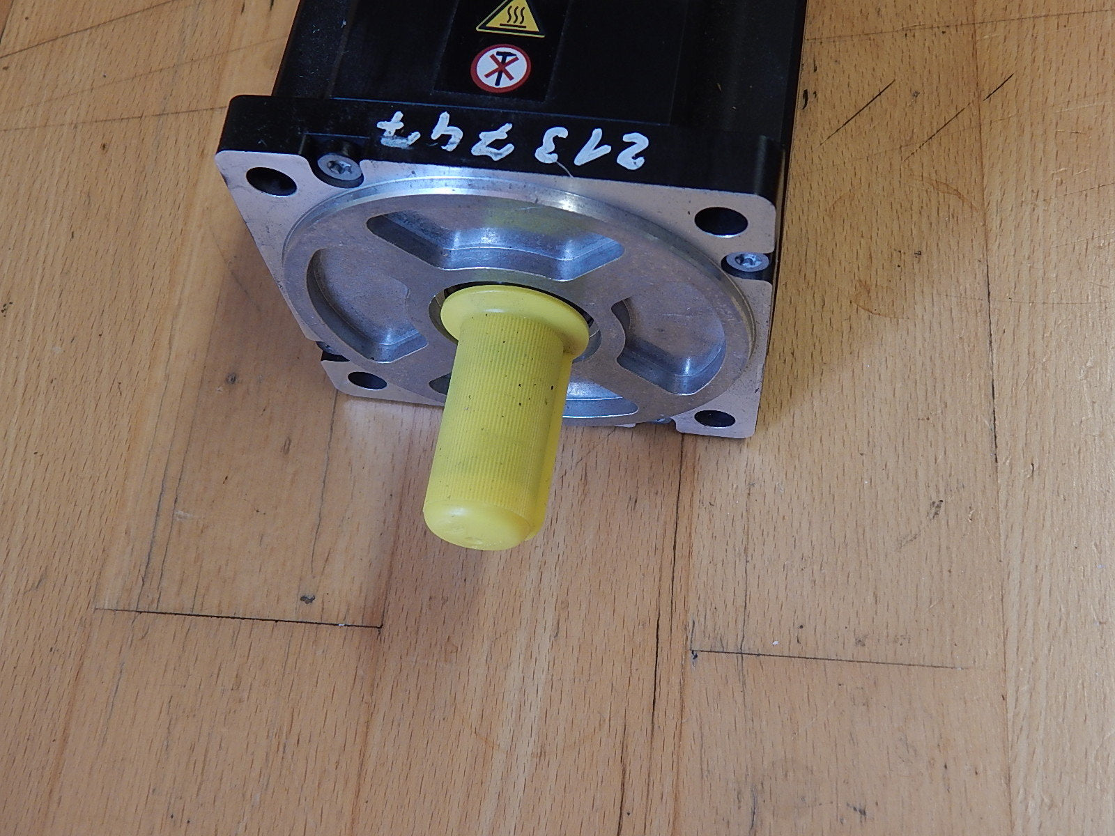 LTi DRiVES LSP10-056-560-50-00H1MY 1M0  Servomotor  Used