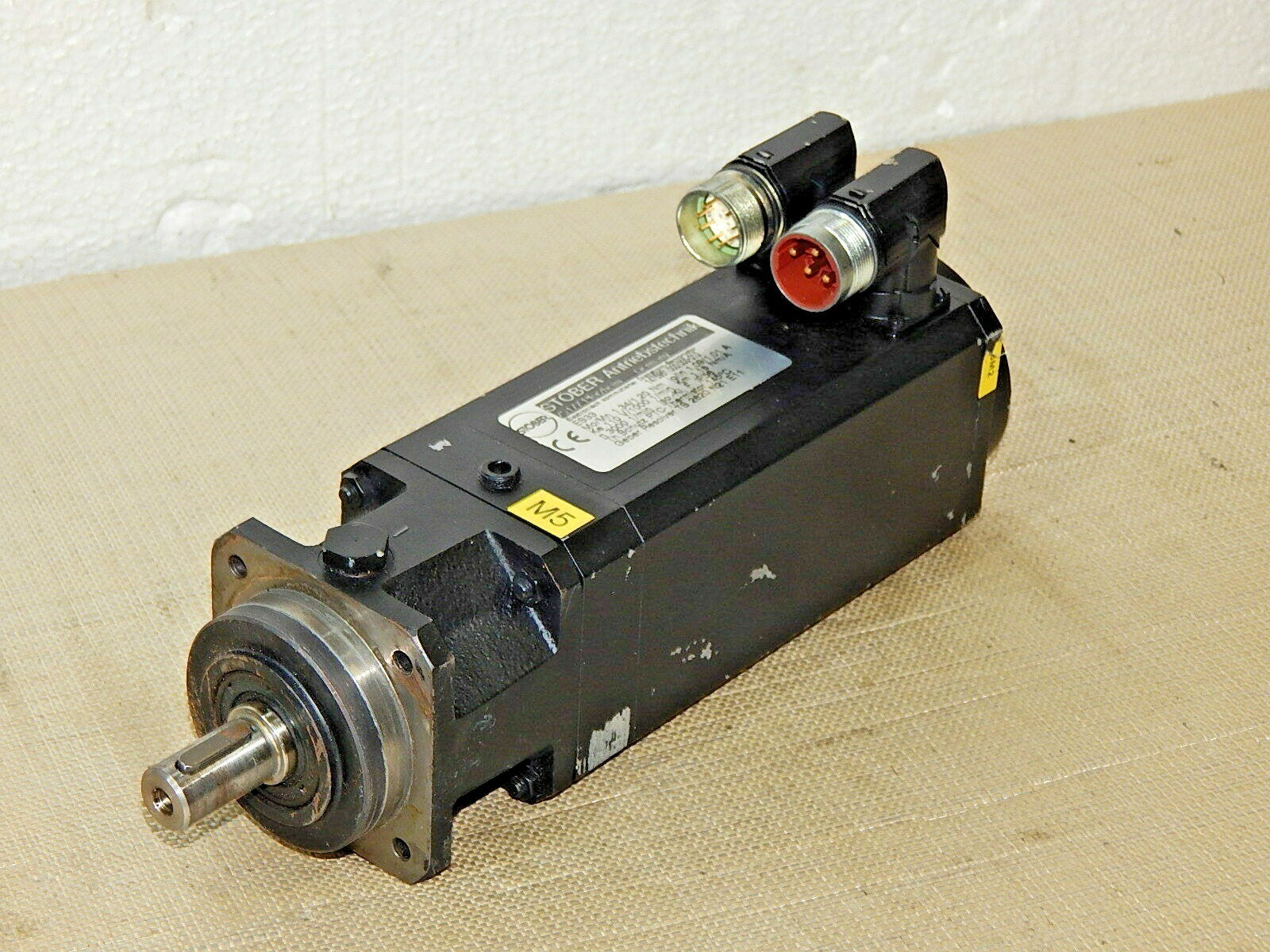  Stöber Drehstrom-ServomotorTyp: ES33 1475951/000/000-010 used