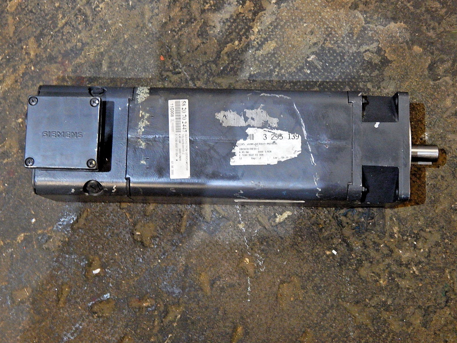 Siemens Servomotor 1HU3078-0AF01-Z Used