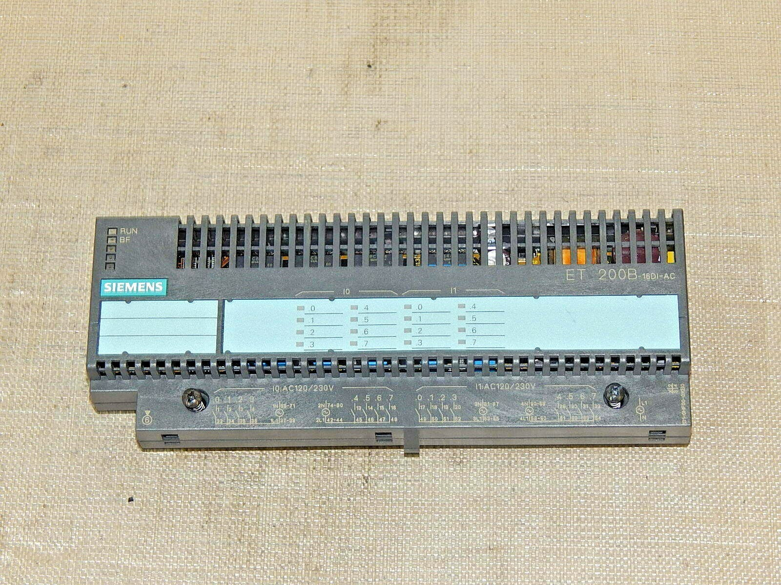 Siemens Simatic S7 ET200B-16DI-AC  6ES7 131-0HF00-0XB0  neuwertig s.Bilder