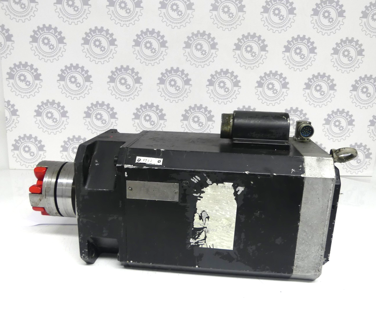 SIEMENS 1FT6105-1AC71-2AG1   1FT61051AC712AG1 Servomotor