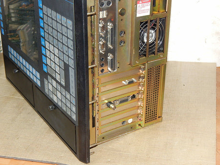 Allen-Bradley Industrie Computer PC  6180-DHGEFGZBFCZ USED
