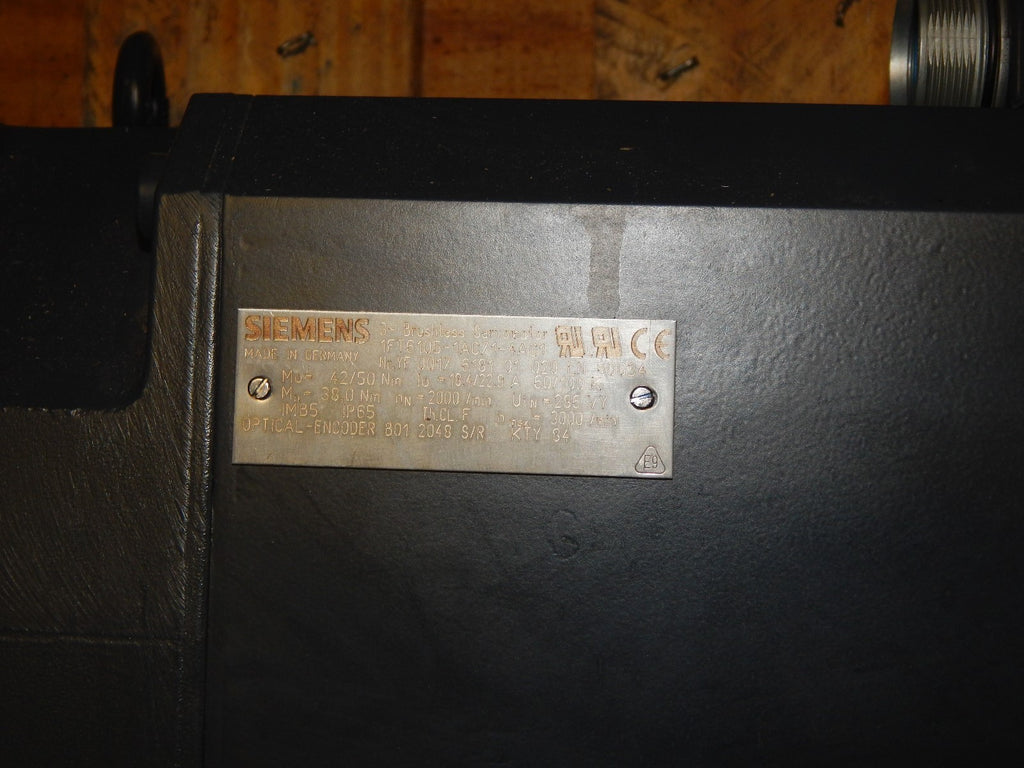 SIEMENS BRUSHLESS Servo Motor  1FT6105-1AC71-4AG1